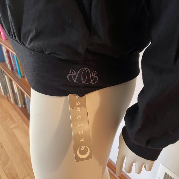 Top - Picture 11 of 12